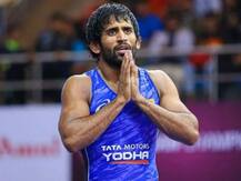 Coronavirus: भारत के नंबर 1 रेसलर्स का सराहनीय कदम, 6 महीने की सैलेरी दान दी