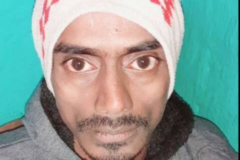 कोलकाता: लॉकडाउन के बीच पुलिस ने किया लाठीचार्ज, पिटाई से शख्स की मौत कोलकाता: लॉकडाउन के बीच पुलिस ने किया लाठीचार्ज, पिटाई से शख्स की मौत