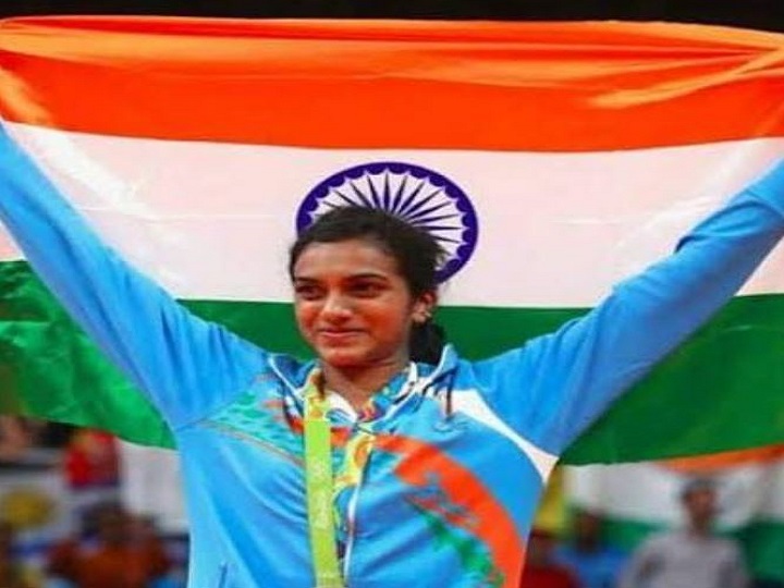 PV Sindhu extends Rs 5 lakh to help, Andhra Pradesh and Telangana PV Sindhu donate 10 lakh to fight against coronavirus, inform via tweet