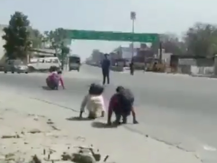 Police misbehaving in Badaun, UP, sentenced for creeping for not following lockdown police brutality in badaun punishment for violating lockdown