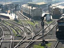 India-China Standoff: रेलवे ने रद्द किया 471 करोड़ का ठेका तो दिल्ली हाईकोर्ट पहुंची चीनी कंपनी