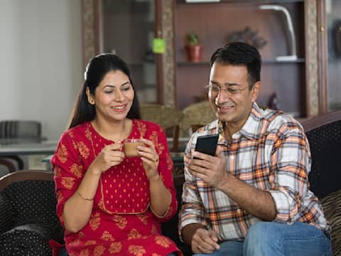 एयरटेल थैंक्स ऐप के जरिए घर बैठे रिचार्ज करें अपना मोबाइल, दूसरों की भी कर सकते हैं मदद एयरटेल थैंक्स ऐप के जरिए घर बैठे रिचार्ज करें अपना मोबाइल, दूसरों की भी कर सकते हैं मदद