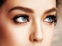 आइब्रो और पलकों को घना करना चाहते हैं तो अपनाएं ये घरेलू नुस्खे