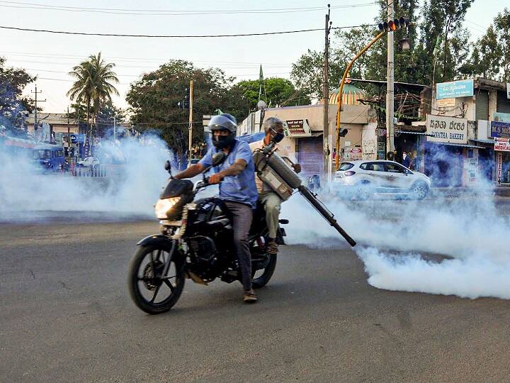 Fact Check: Has the worst time of Coronavirus started in the country? know the truth क्या देश में कोरोना वायरस का सबसे बुरा वक्त शुरू हो गया है? जानें Whatsapp पर वायरल मैसेज का सच