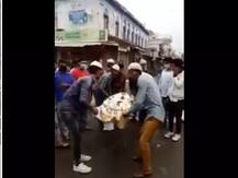 Lockdown: बुलंदशहर में दिखी एकता की मिसाल, हिंदू शख्स का मुस्लिमों ने किया अंतिम-संस्कार