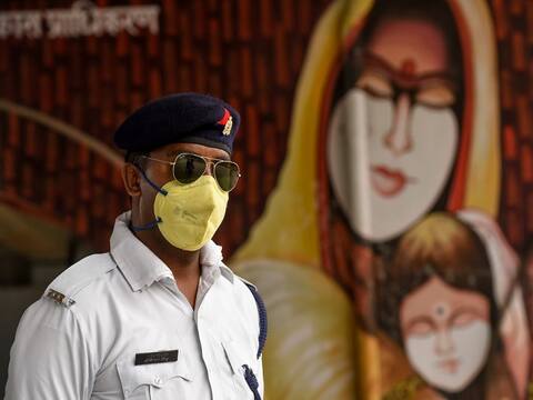 Coronavirus: देश में 1384 पहुंची संक्रमित मरीजों की संख्या, 32 की मौत, जानें राज्यवार आंकड़ें Coronavirus: देश में 1384 पहुंची संक्रमित मरीजों की संख्या, 32 की मौत, जानें राज्यवार आंकड़ें
