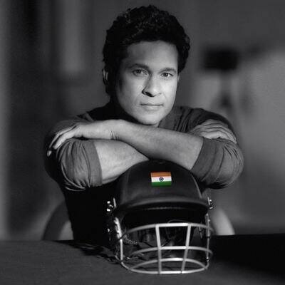  क्रिकेट के भगवान कहे जाने वाले सचिन तेंदुलकर ने मदद का हाथ बढ़ाते हुए 50 लाख रुपये पीएम फंड केयर में डोनेट किये. Photo-Instagram sachintendulkar