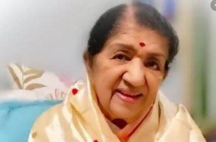 स्वर कोकिला लता मंगेशकर भी आगे आईं और डोनेशन में 25 लाख रुपए का सहयोग किया. 