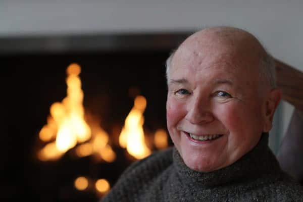 मशूहर प्लेराइटर टेरेंस मेक्नैले ने 81 साल की उम्र में कोरोना वायरस की चपेट में आने से मौत हो गई. 24 मार्च को टेरेंस मेक्नैल ने दम तोड़ा था