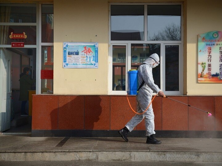 China sees a COVID-19 outbreak in Harbin, and tightens travel curbs चीन के वुहान के बाद अब हार्बिन शहर में पैर पसार रहा कोरोना वायरस, लगाई गई कई पाबंदियां