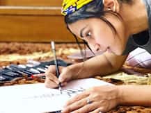 अपने स्केच के जरिए देश की परिस्थिति बयान कर रही हैं टीवी अभिनेत्री हिना खान