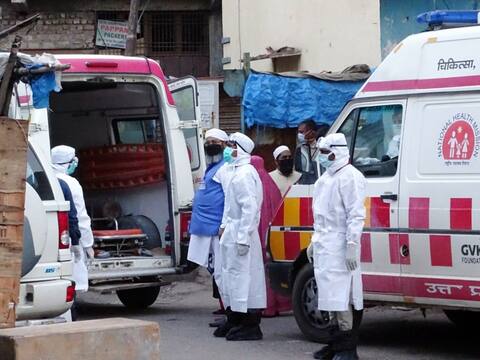 Coronavirus Full Updates: देश में कोविड-19 के कहर से अब तक 50 की मौत, कुल मामले 2100 के पार Coronavirus Full Updates: देश में कोविड-19 के कहर से अब तक 50 की मौत, कुल मामले 2100 के पार