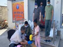 जम्मू: कोरोना से जंग में इस नन्ही बच्ची ने की मदद, दिए अपनी गुल्लक के सारे पैसे