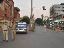 कर्नाटक: मस्जिद में नमाजियों की भीड़ को रोकने पहुंची पुलिस पर बरसाए गए पत्थर