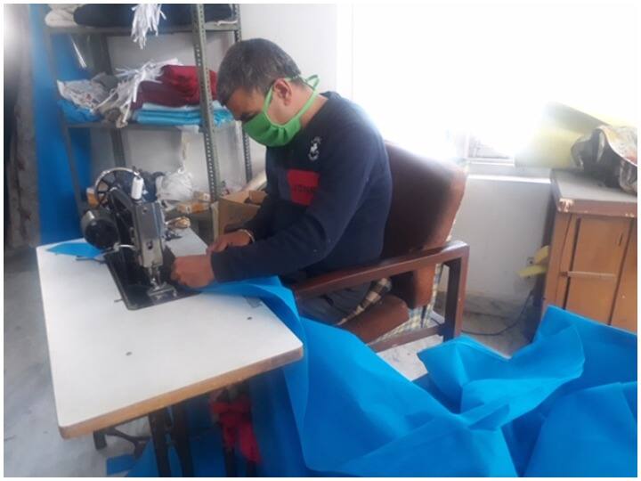 जम्मू: जवानों को कोरोना के संक्रमण से बचाने के लिए जम्मू पुलिस ने उठाया ये बड़ा कदम Jammu Police took this big step to protect the soldiers from the infection of Corona ANN जम्मू: जवानों को कोरोना के संक्रमण से बचाने के लिए जम्मू पुलिस ने उठाया ये बड़ा कदम