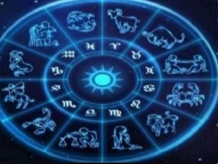 Horoscope Today  5 July 2020 Astrological Prediction For Kanya Rashifal Dhanu Rashifal Lio Horoscope And Other Signs Today Lunar Eclipse and Guru Purnima 5 जुलाई राशिफल: चंद्र ग्रहण और गुरु पूर्णिमा पर जानें कैसा रहेगा आपका राशिफल