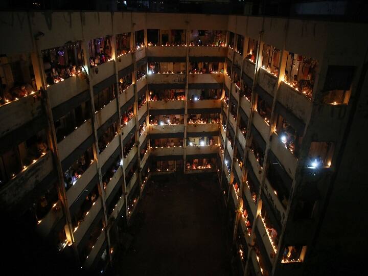 नौ बजे नौ मिनट: पटाखे जलाने को लेकर सोशल मीडिया पर लोगों ने जताई नाराजगी People expressed resentment on social media for burning firecrackers amid PM Narendra Modi appeal नौ बजे नौ मिनट: पटाखे जलाने को लेकर सोशल मीडिया पर लोगों ने जताई नाराजगी