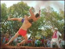 UP के पूर्व सीएम मुलायम सिंह यादव की बन रही है बायोपिक, टीज़र हुआ रिलीज़