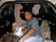 भोपाल में Coronavirus के खिलाफ जंग में तैनात डॉक्टर ने अपनी कार को बनाया घर, सीएम शिवराज ने की तारीफ