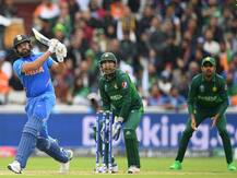 Coronavirus: शोएब अख्तर ने कहा- फंड जुटाने के लिए भारत और पाकिस्तान खेलें वनडे सीरीज