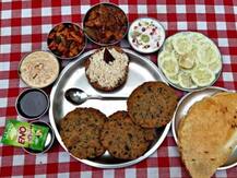 Lockdown: जम्मू की महिलाएं सोशल मीडिया पर शेयर कर रहीं पकवानों की रेसिपी, देश-विदेश के लोग ले रहे टिप्स