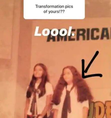 आप देख सकते हैं कि ये कृष्णा के स्कूल टाइम की तस्वीर है जिसमें वो अपनी एक दोस्त के साथ खड़ी नजर आ रही हैं. 