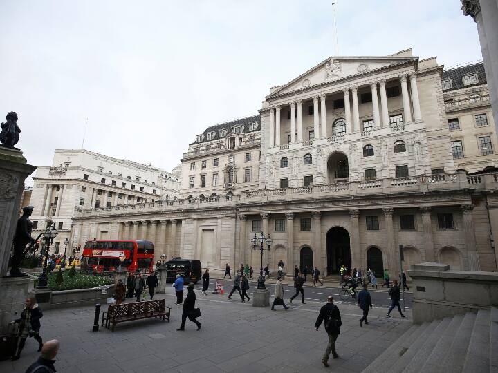 COVID 19 Lockdown may extend to May in britain COVID-19: ब्रिटेन में मई तक बढ़ाया जा सकता है लॉकडाउन, तैयारी करने के लिए कहा गया