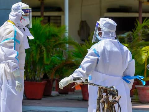 ICMR का बयान- भारत में किए जा चुके हैं 1.5 लाख से ज्यादा Coronavirus Test ICMR का बयान- भारत में किए जा चुके हैं 1.5 लाख से ज्यादा Coronavirus Test