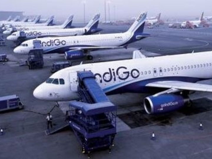 Indigo Airlines will not serve food for some time after lockdown opening इंडिगो एयरलाइंस का फैसला- लॉकडाउन खुलने के बाद कुछ समय तक फ्लाइट में नहीं परोसेगा खाना