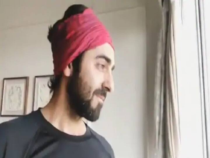 Coronavirus को लेकर आयुष्मान खुराना ने बनाया इमोशनल VIDEO, देख नम हो जाएंगी आपकी आंखें Ayushmann Khurrana Poem Dedicated To Frontline Warriors video viral on social media Coronavirus को लेकर आयुष्मान खुराना ने बनाया इमोशनल VIDEO, देख नम हो जाएंगी आपकी आंखें