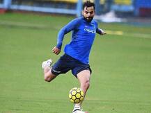 प्रैक्टिस के दौरान विराट खेलते हैं इस तरह फुटबॉल, जैसे FIFA वर्ल्ड कप का फाइनल हो: नासिर हुसैन