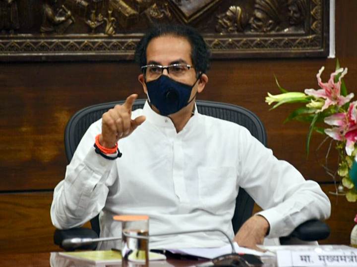 महाराष्ट्र: उद्धव ठाकरे की चेतावनी- पाबंदियों का सही पालन नहीं किया तो फिर करना पड़ेगा लॉकडाउन maharshtra cm uddhav thackeray warns people if restrictions not honoured will be forced to impose lockdown