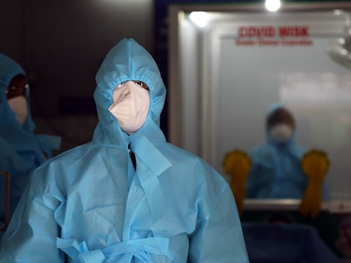 Blood and PPE kit selling on internet amid Coronavirus pandemic कोविड 19 महामारी के बीच इंटरनेट पर चल रहा गोरखधंधा, 10 लाख रुपए लीटर तक बिक रहा खून