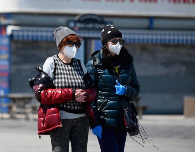 USA 1031 New Coronavirus Deaths on 4th june bringing total to 1 lakh 10 thousands अमेरिका: पिछले 24 घंटे में 22 हजार से ज्यादा नए मामले आए, करीब हजार की मौत, संक्रमितों का आंकड़ा 19 लाख के पार