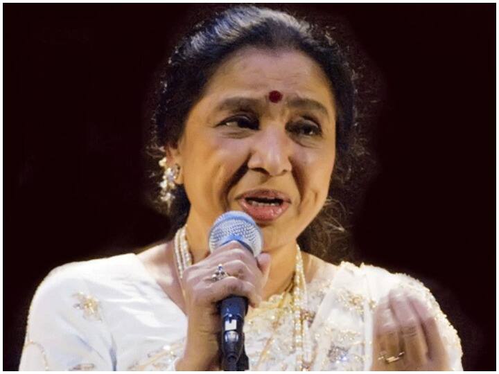 प्लेग और दूसरा विश्व युद्ध देख चुकी हैं आशा भोसले, कोरोना पर बोलीं- मजबूती से वापसी करेगी फिल्म इंडस्ट्री Asha Bhosle shares black memories of second world war and plague amid coronavirus प्लेग और दूसरा विश्व युद्ध देख चुकी हैं आशा भोसले, कोरोना पर बोलीं- मजबूती से वापसी करेगी फिल्म इंडस्ट्री