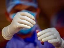 पुणे में क्लिनिक की 19 नर्स और 6 अन्य पैरामेडिकल कर्मी कोरोना वायरस से संक्रमित