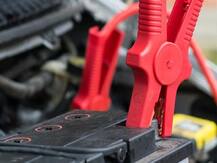 Car Care: लॉकडाउन में कार की बैटरी का ऐसे रखें ध्यान, खराब हो जाए तो तुरंत उठाएं ये कदम