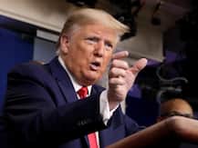 रिसर्च में कहा गया- सूरज की रोशनी में दो मिनट में मर जाता है वायरस, ट्रंप ने दे दी अजीबो गरीब सलाह