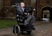 स्टीफन हॉकिंग के परिजनों का बड़ा फैसला, उस वेंटिलेटर किया दान, जिसे वैज्ञानिक ने खरीदा था