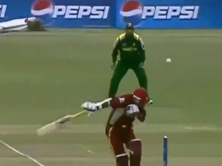Lara hit hard by Akhtar fast bowl in 2004, pace bowler shares video Watch: अख्तर की इस तेज गेंद को समझने से चूक गए थे लारा, हो गया था बुरा हाल