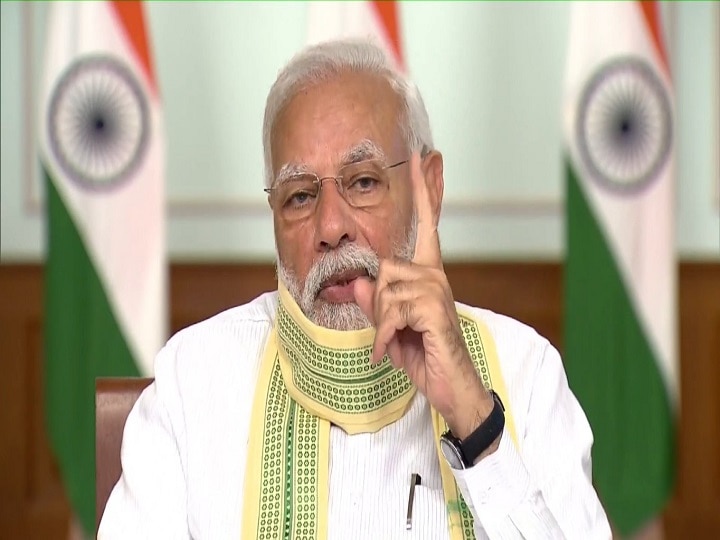 PM Modi said in video conferencing from sarpanches across the country- Corona crisis gave message to become self-reliant देश भर के सरपंचों से वीडियो कॉन्फ्रेंसिंग में पीएम मोदी बोले- कोरोना संकट ने दिया आत्मनिर्भर बनने का संदेश