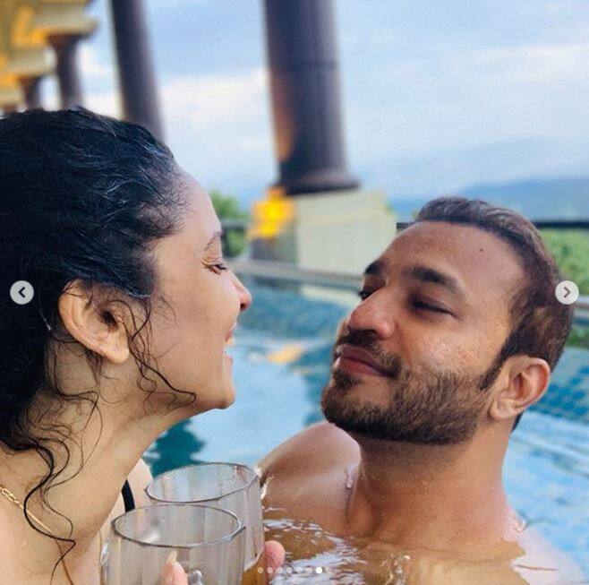 अभिनेत्री अंकिता लोखंडे इन दिनों पर्सनल और प्रोफेशनल लाइफ दोनों में ही अच्छे दौर से गुजर रही हैं. काफी समय से खबरे हैं कि अंकिता ब्वॉयफ्रेंड विक्की जैन के साथ जल्द ही शादी की प्लानिंग कर रही हैं. अब अंकित नें इन खबरों पर रिएक्शन देते हुए अपनी वेडिंग प्लानिंग के पत्ते खोल दिए हैं. 