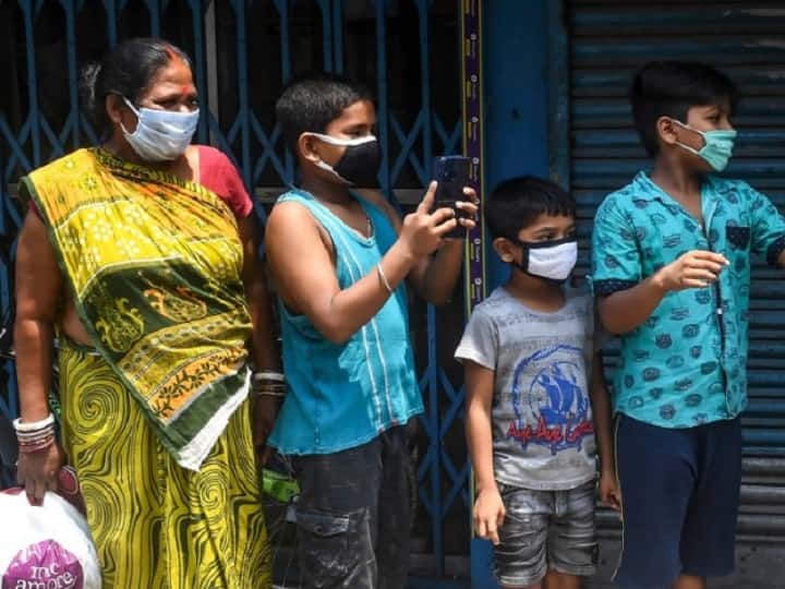 कोरोना वायरस: देश के 8 राज्यों में हैं हजार से ज्यादा केस, महाराष्ट्र में लगातार बढ़ रहा है मौत का आंकड़ा Eight States Has More than thousand Corona Cases All India Update कोरोना वायरस: देश के 8 राज्यों में हैं हजार से ज्यादा केस, महाराष्ट्र में लगातार बढ़ रहा है मौत का आंकड़ा