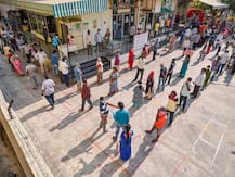 लॉकडाउन में थोड़ी राहत: आज देश के कई हिस्सों में शर्तों के साथ खुली दुकानें, लेकिन मॉल-शॉपिंग सेंटर बंद रहेंगे