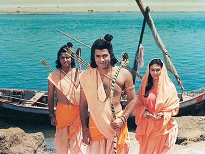 when a woman was put in his footsteps by considering Arun Govil as Lord Ram, he had a sick child ...जब अरुण गोविल को भगवान राम समझकर उनके कदमों में एक औरत ने रख दिया था अपना बीमार बच्चा