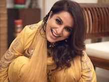 ब्लैक एंड व्हाइट मोनोकिनी में रेत पर लेटी नजर आ रही हैं टिस्का चोपड़ा, यहां देखें तस्वीर