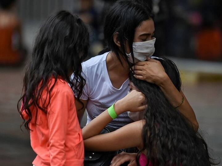 Coronavirus: अमेरिका-स्पेन समेत वो 5 देश, जहां 50 हज़ार से 20 हज़ार तक मौतें हुई हैं Coronavirus: 5 countries where 50 thousand to 20 thousand deaths have occurred Coronavirus: अमेरिका-स्पेन समेत वो 5 देश, जहां 50 हज़ार से 20 हज़ार तक मौतें हुई हैं