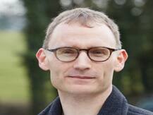 कोरोना: ब्रिटेन में सरकार के सलाहकार की चेतावनी, इस साल एक लाख लोग मर सकते हैं