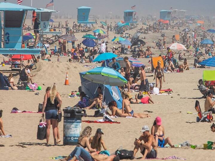 गर्मी से राहत पाने के लिए हजारों की तादाद में लोग दक्षिणी कैलिफोर्निया में बीच पर जा पहुंचे Thousands flocked to the beach in Southern California to get relief from the heat गर्मी से राहत पाने के लिए हजारों की तादाद में लोग दक्षिणी कैलिफोर्निया में बीच पर जा पहुंचे