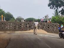 Lockdown: तमिलनाडु में दूसरे राज्यों से आ रहे लोगों को रोकने के लिए बॉर्डर पर बनाई दीवार